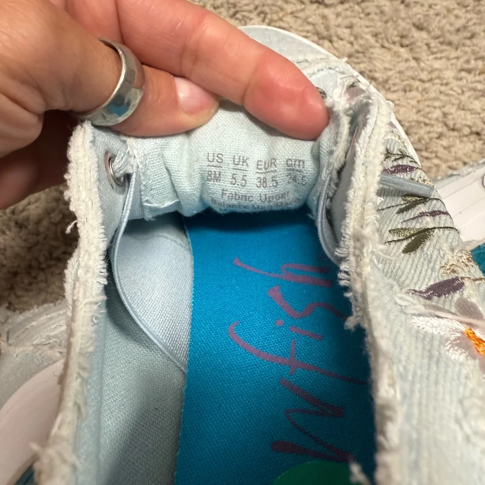 Floral Embroidered Sneakers - Picture 3 of 4